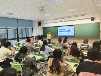 学陶师陶铸真人，以赛促练共成长